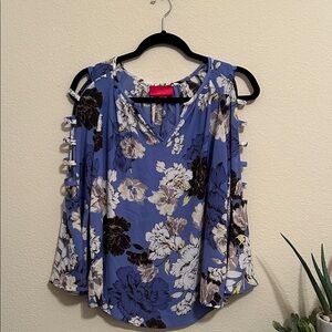 Jennifer Lopez Blue Floral Blouse